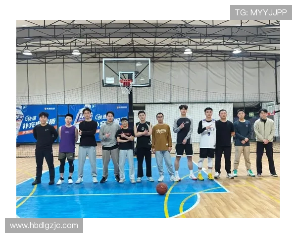 成都篮球队整体压制表现分析与未来发展方向探讨 成都篮球队整体压制表现分析与未来发展方向探讨